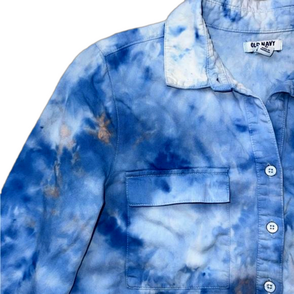 TEXAS STORMS Tie dye half button up shirt pockets upcycled by Impulsive Designs - Picture 6 of 14